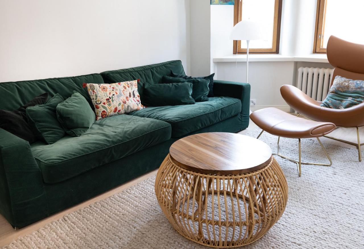 2ndhomes Luxurious 144 M2 Stylish 3 Bedroom Center Apartment Helsinki