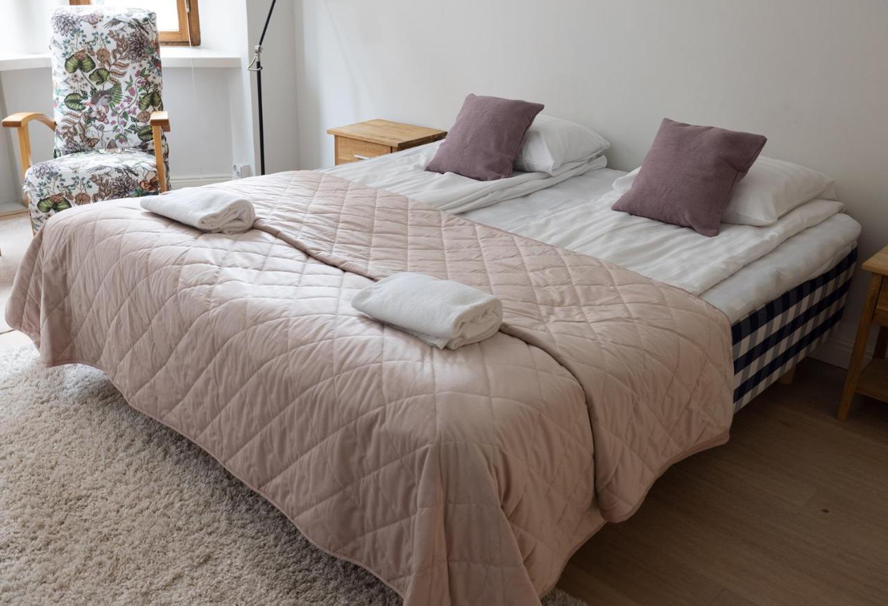 2ndhomes Luxurious 144 M2 Stylish 3 Bedroom Center Apartment Helsinki